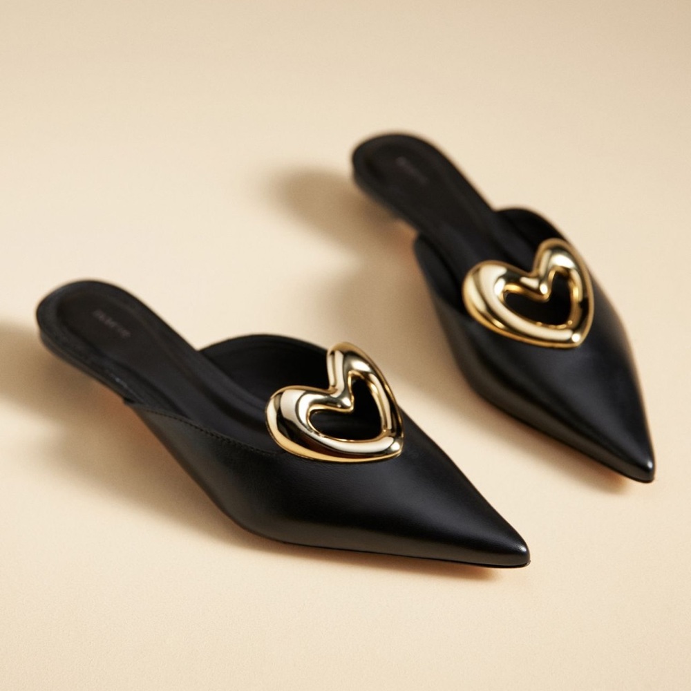 Maeve Heart mule heels size 6!